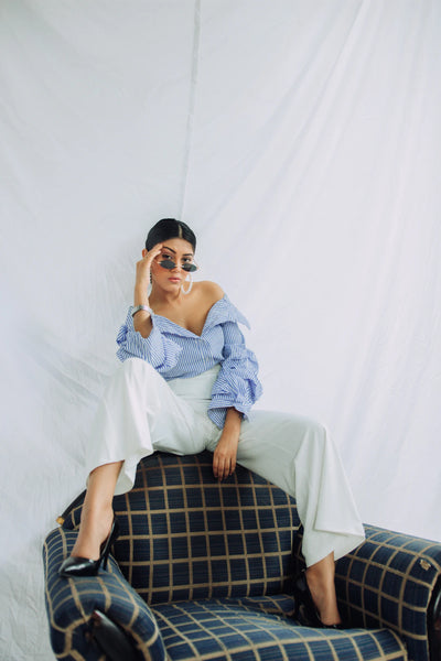 Blend Vintage Styles Into Modern Outfits Effortlessly