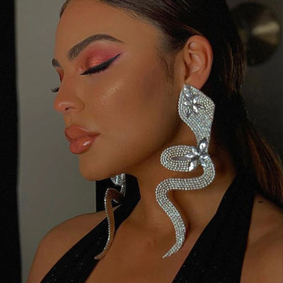 E-Snakes - Angel Brinks