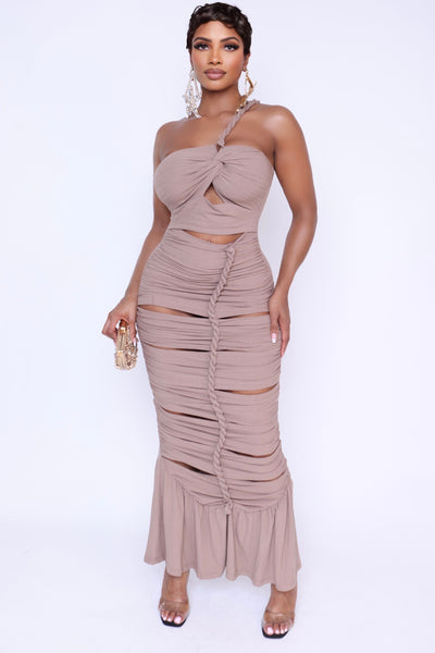 Honeybee Chic - Angel Brinks