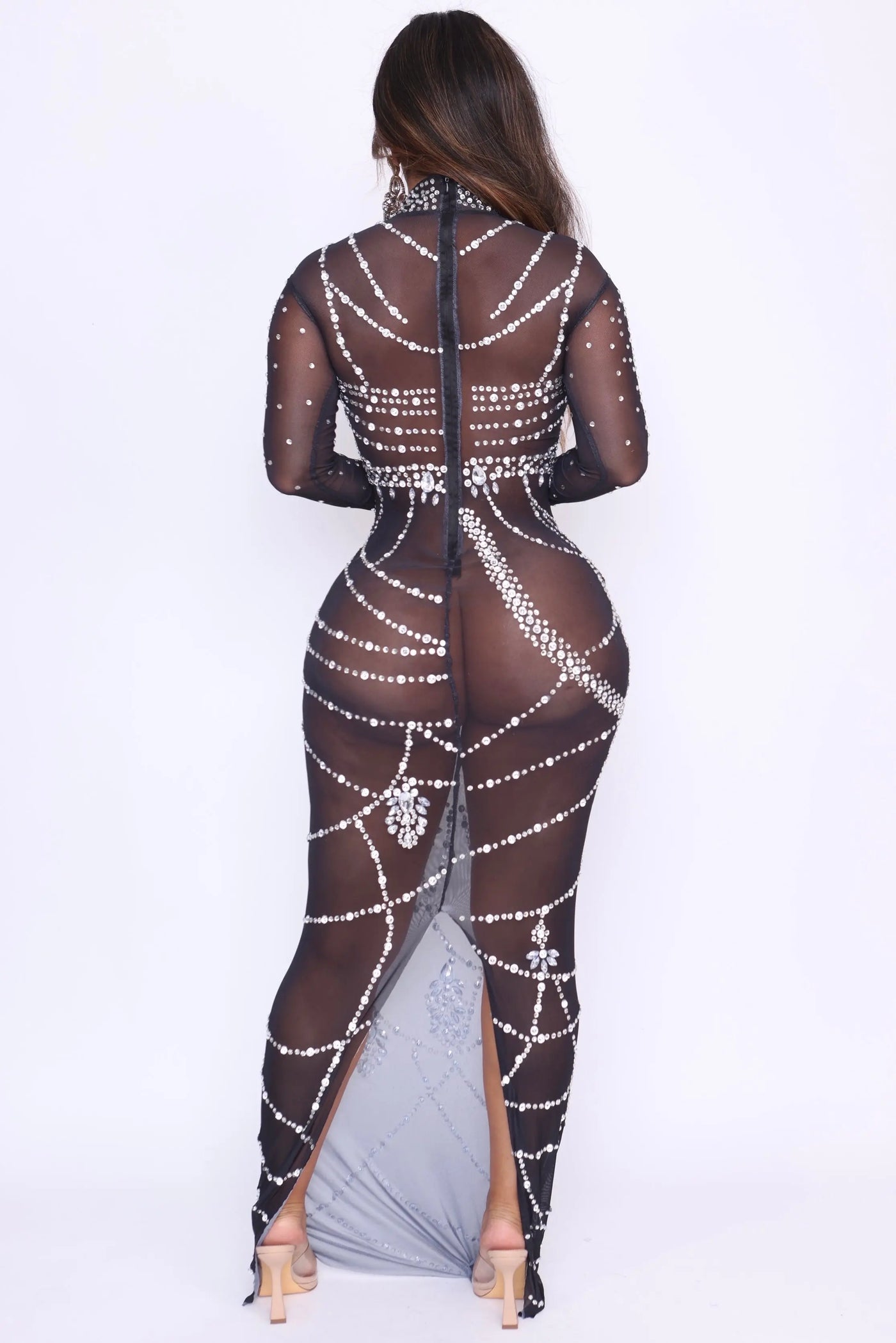 Magazine - Angel Brinks