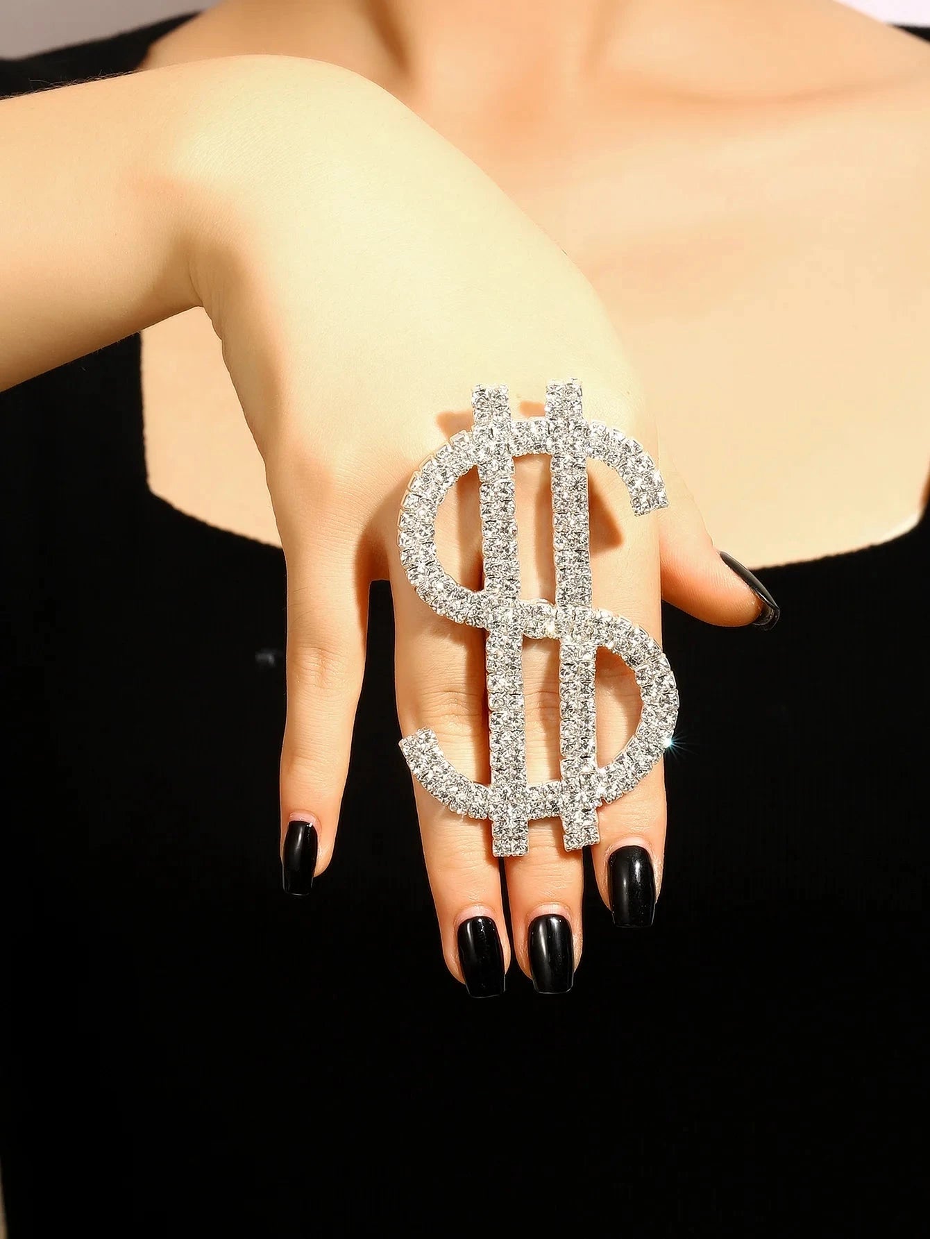 R-Dollar Sign