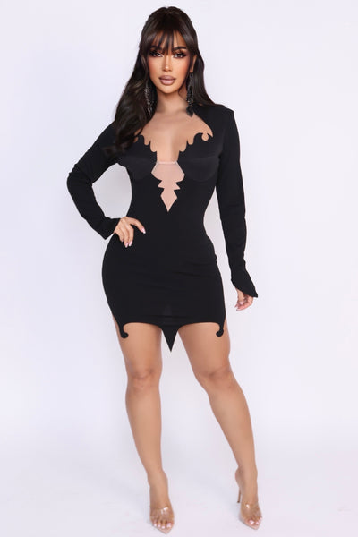 Valencia Moon - Angel Brinks