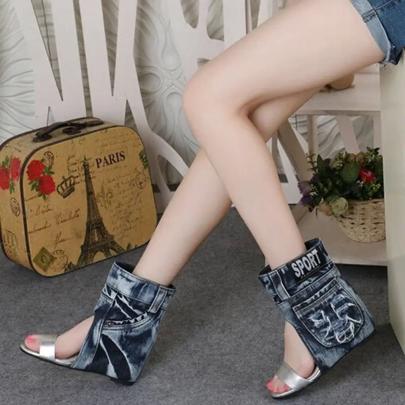 [product_title] – luxury [product_type] with glamorous details – perfect for birthday, red carpet, or girls’ night out | Angel Brinks Fashion