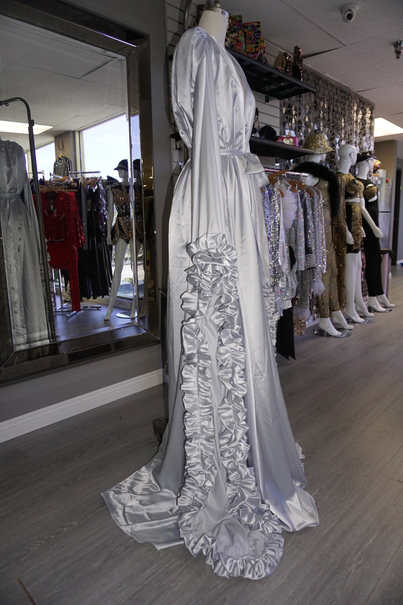 [product_title] – luxury [product_type] with glamorous details – perfect for birthday, red carpet, or girls’ night out | Angel Brinks Fashion