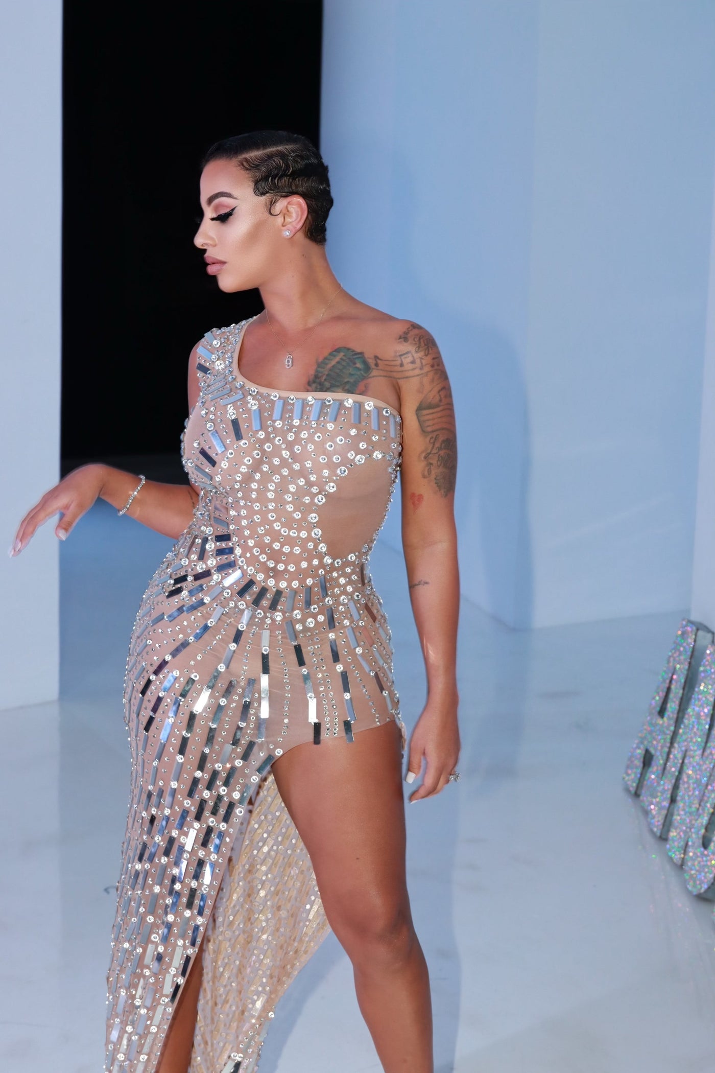 [product_title] – luxury [product_type] with glamorous details – perfect for birthday, red carpet, or girls’ night out | Angel Brinks Fashion