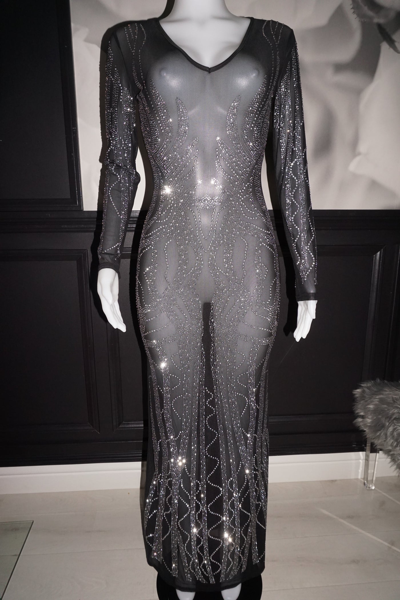 [product_title] – luxury [product_type] with glamorous details – perfect for birthday, red carpet, or girls’ night out | Angel Brinks Fashion