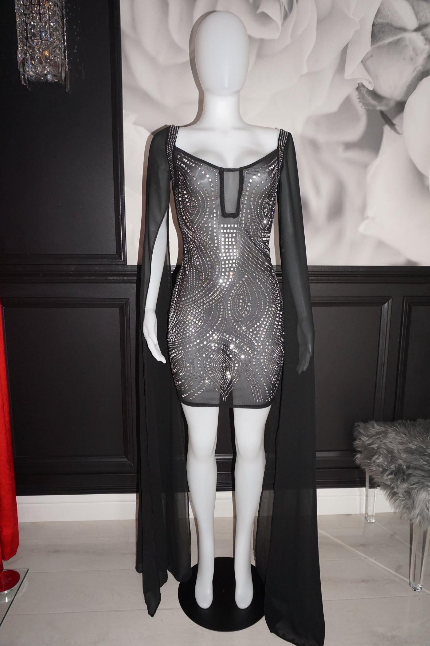 [product_title] – luxury [product_type] with glamorous details – perfect for birthday, red carpet, or girls’ night out | Angel Brinks Fashion