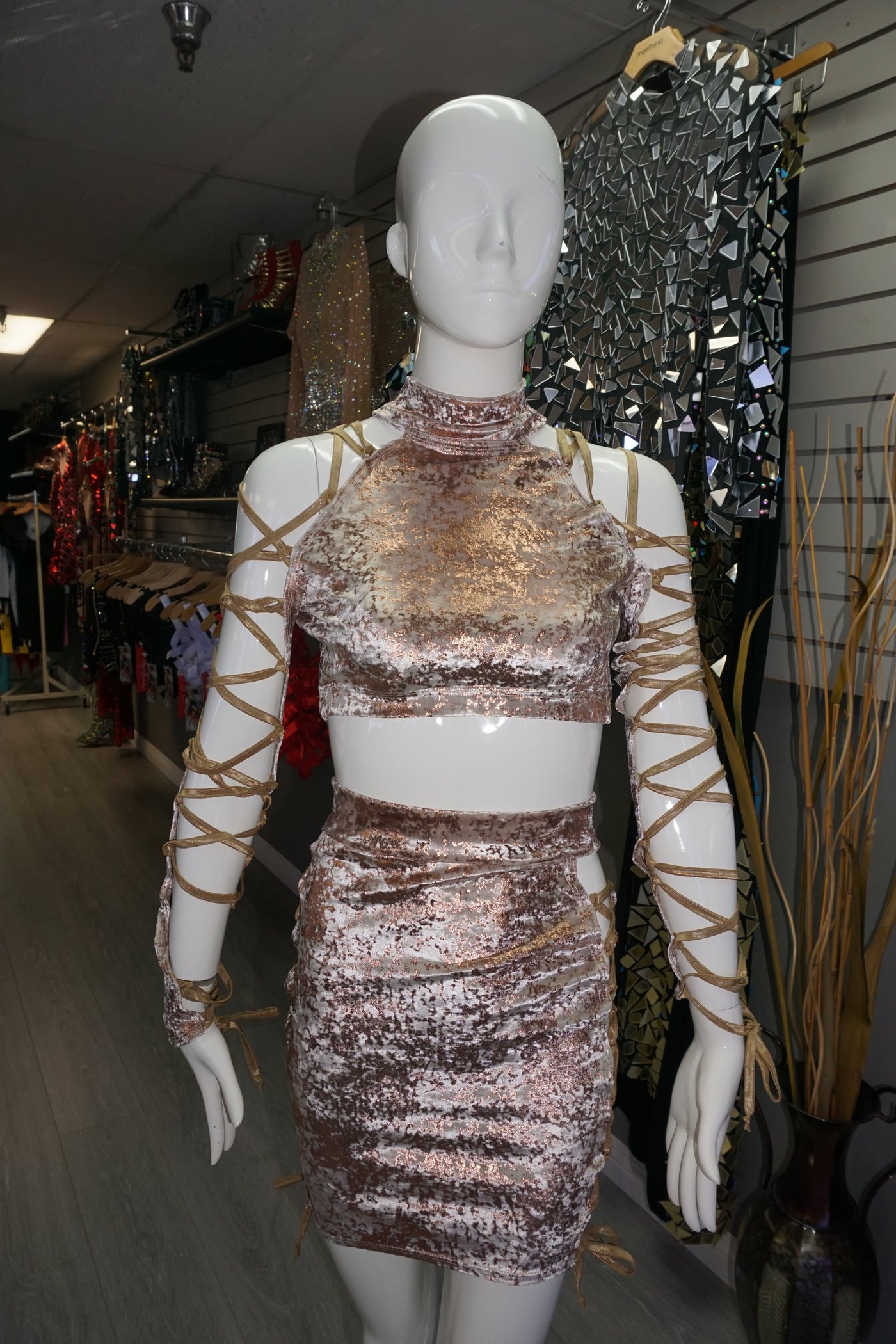 [product_title] – luxury [product_type] with glamorous details – perfect for birthday, red carpet, or girls’ night out | Angel Brinks Fashion