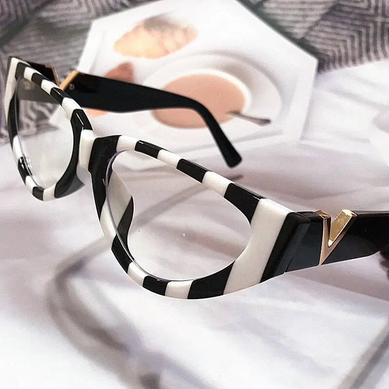 [product_title] – luxury [product_type] with glamorous details – perfect for birthday, red carpet, or girls’ night out | Angel Brinks Fashion