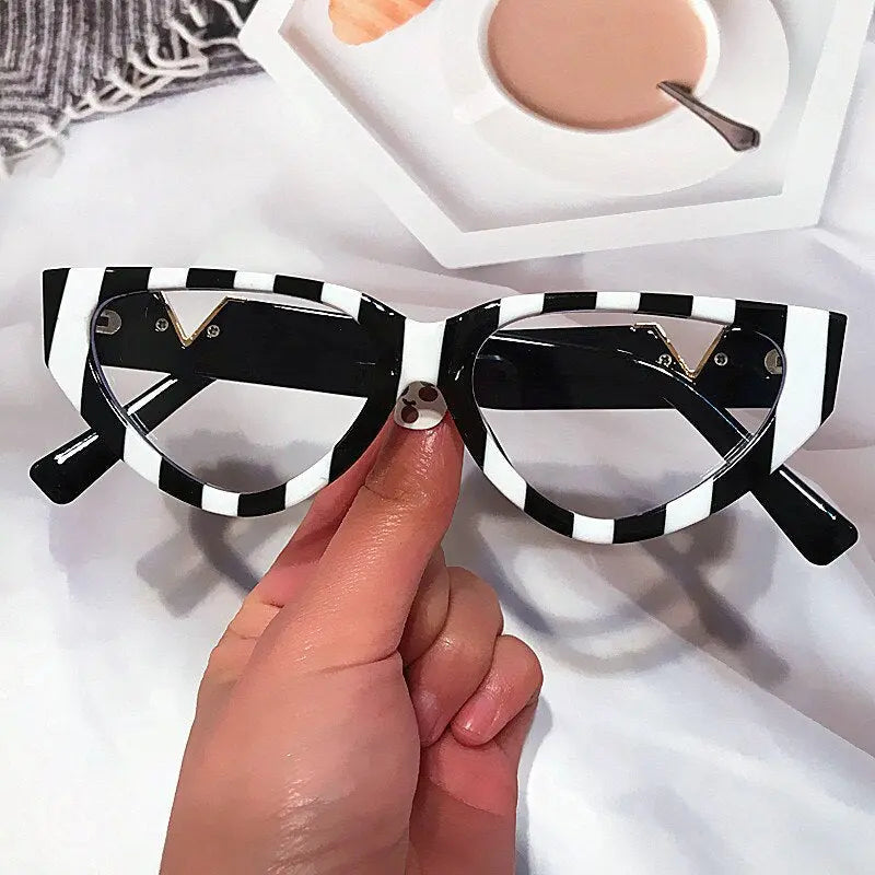 [product_title] – luxury [product_type] with glamorous details – perfect for birthday, red carpet, or girls’ night out | Angel Brinks Fashion