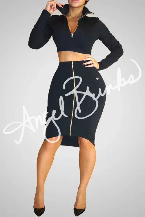 Model wearing a high-waisted two-piece lycra set featuring a fitted crop top and matching high-rise bottoms, showcasing a laid-back yet sexy silhouette.