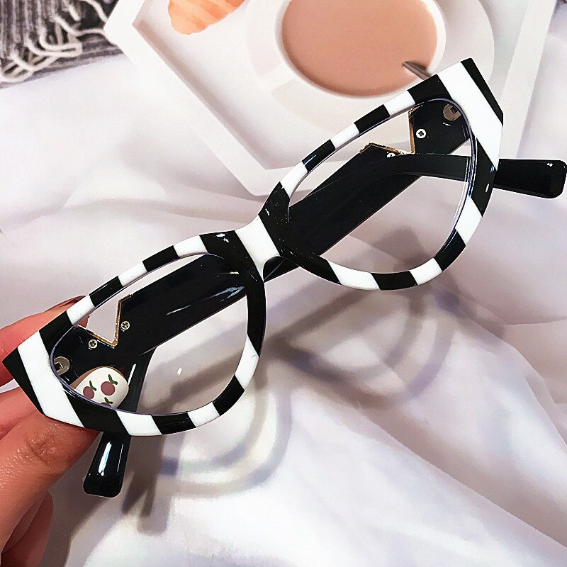 [product_title] – luxury [product_type] with glamorous details – perfect for birthday, red carpet, or girls’ night out | Angel Brinks Fashion